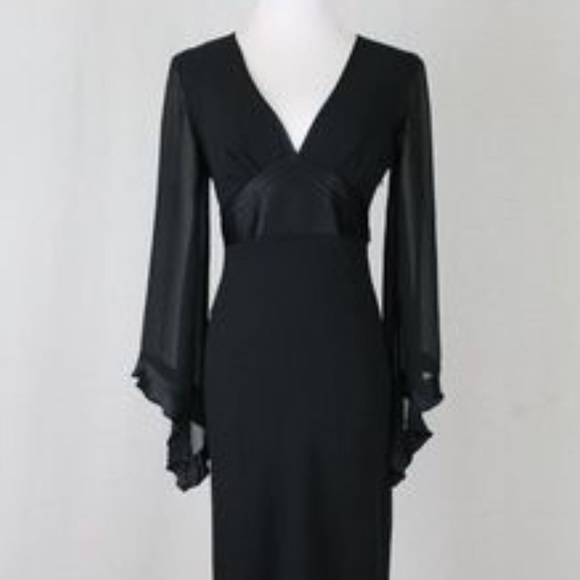 Express Dresses & Skirts - Express Black V-Neck Dress (Size 8)